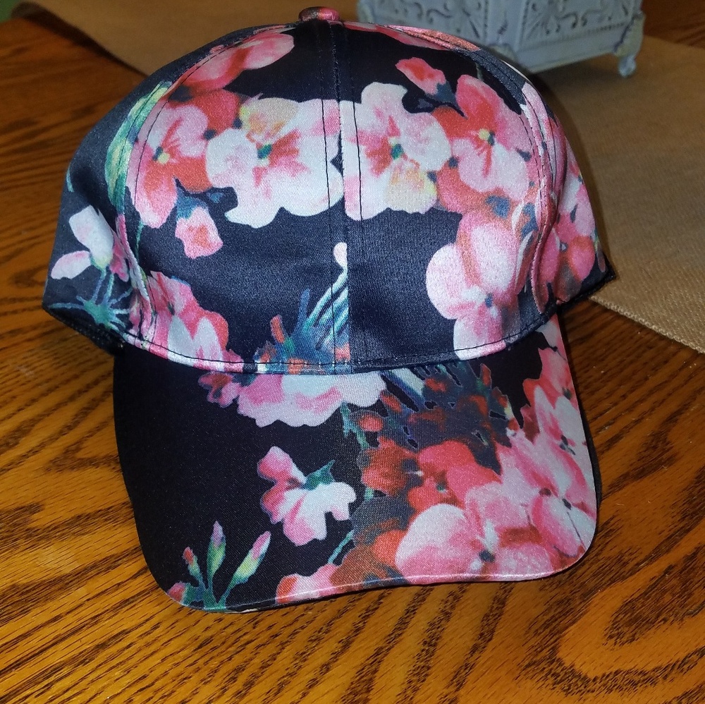 ***Bundle Snap Backs*** - Picture 5 of 5